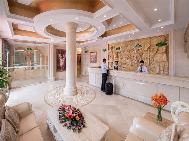 Vienna Hotel Tianbao Road Šen-čen Exteriér fotografie