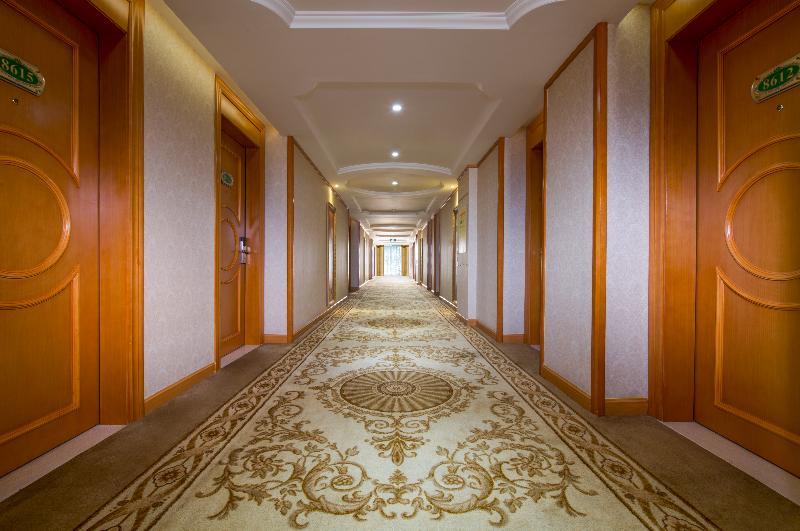 Vienna Hotel Tianbao Road Šen-čen Exteriér fotografie